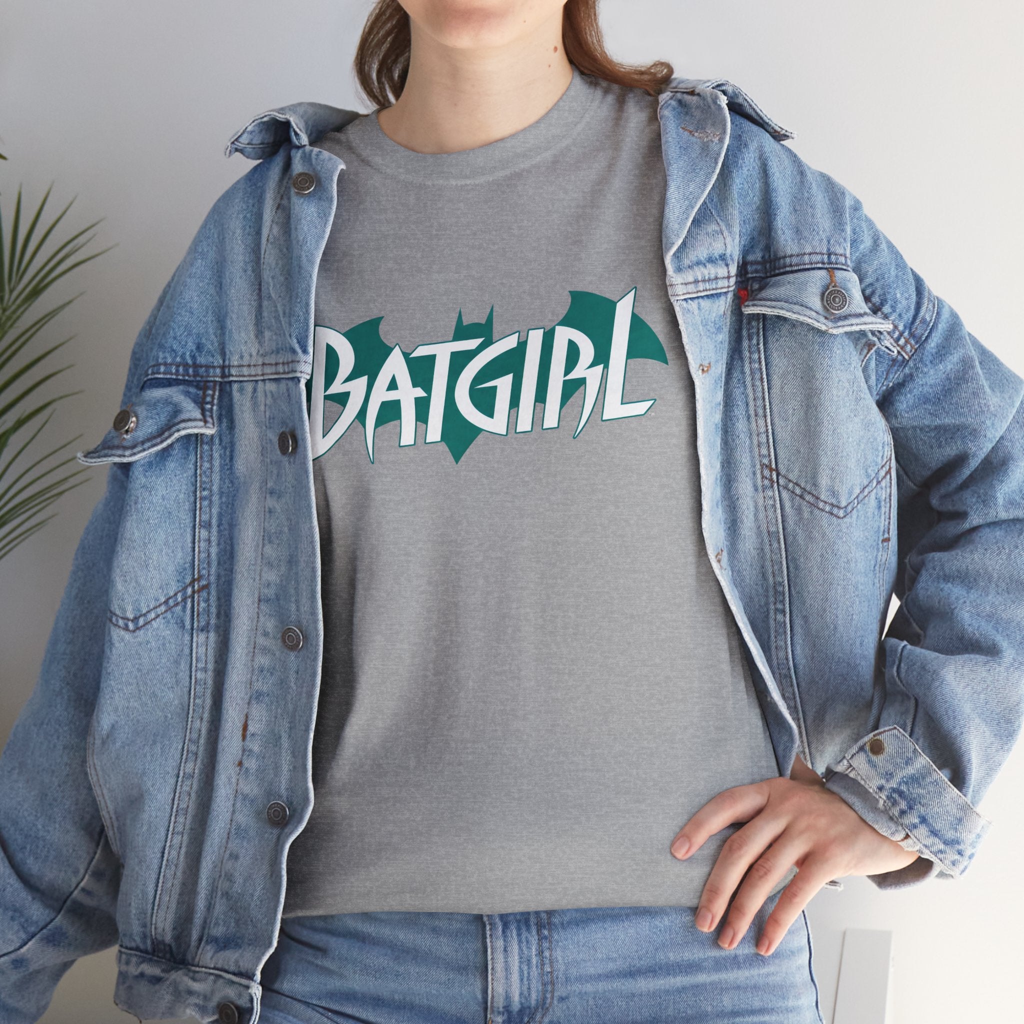 DC Batgirl Logo T‑Shirt — Barbra Gordon Retro Comic Batgirl Graphic Tee