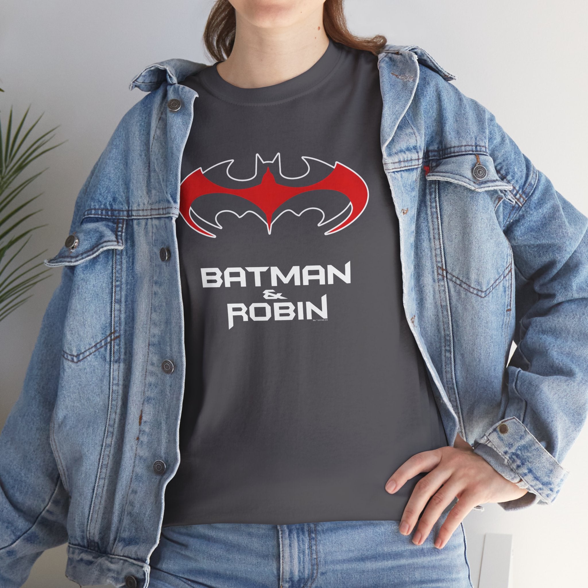 Batman & Robin 1997 Red Bat Emblem T‑Shirt - Batfamily shirt - George Clooney 90s Batman movie shirt