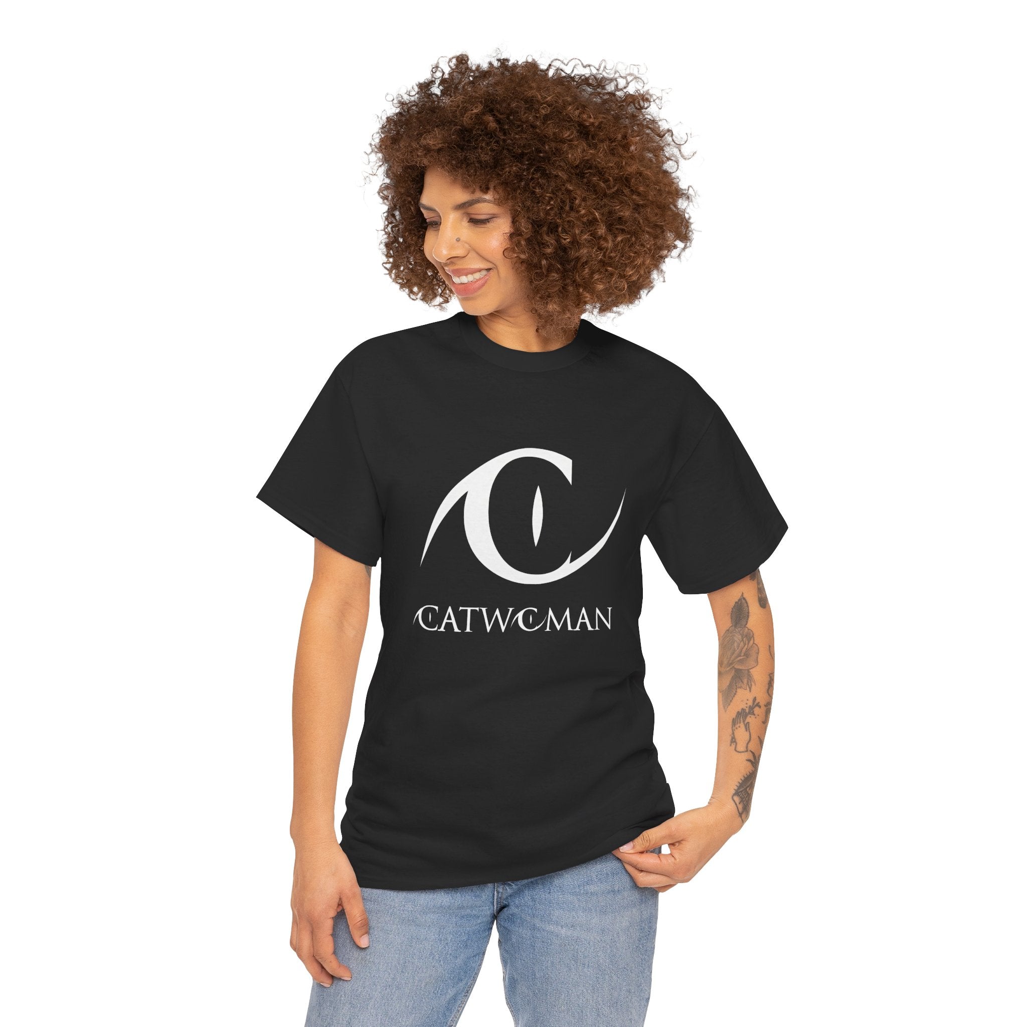Catwoman T-Shirt – Bold Eye Graphic | DC Comics Stylish Tee