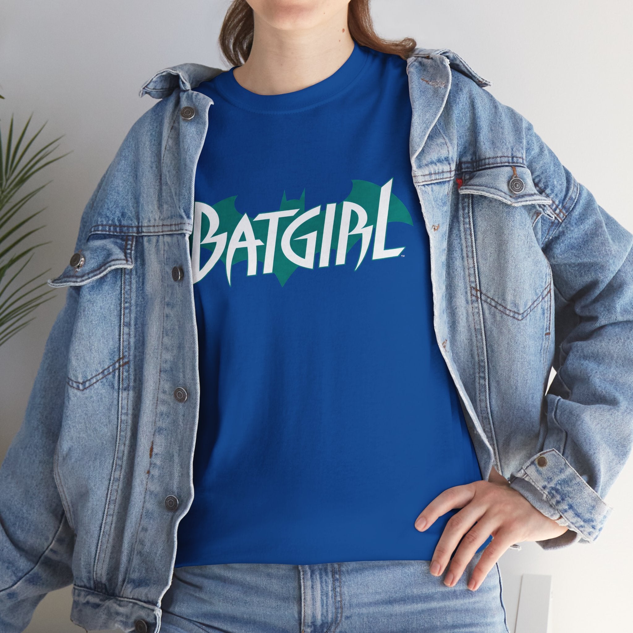 DC Batgirl Logo T‑Shirt — Barbra Gordon Retro Comic Batgirl Graphic Tee