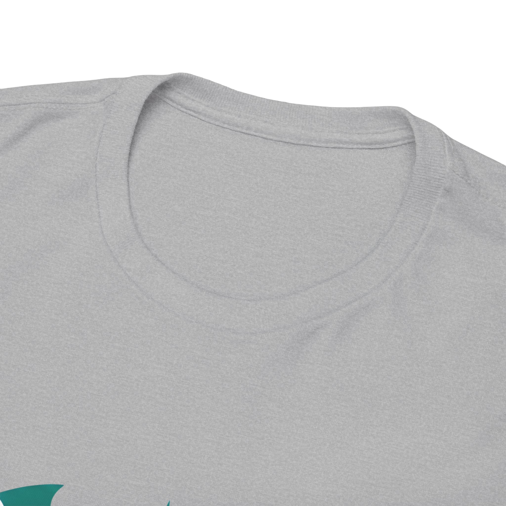 DC Batgirl Logo T‑Shirt — Barbra Gordon Retro Comic Batgirl Graphic Tee