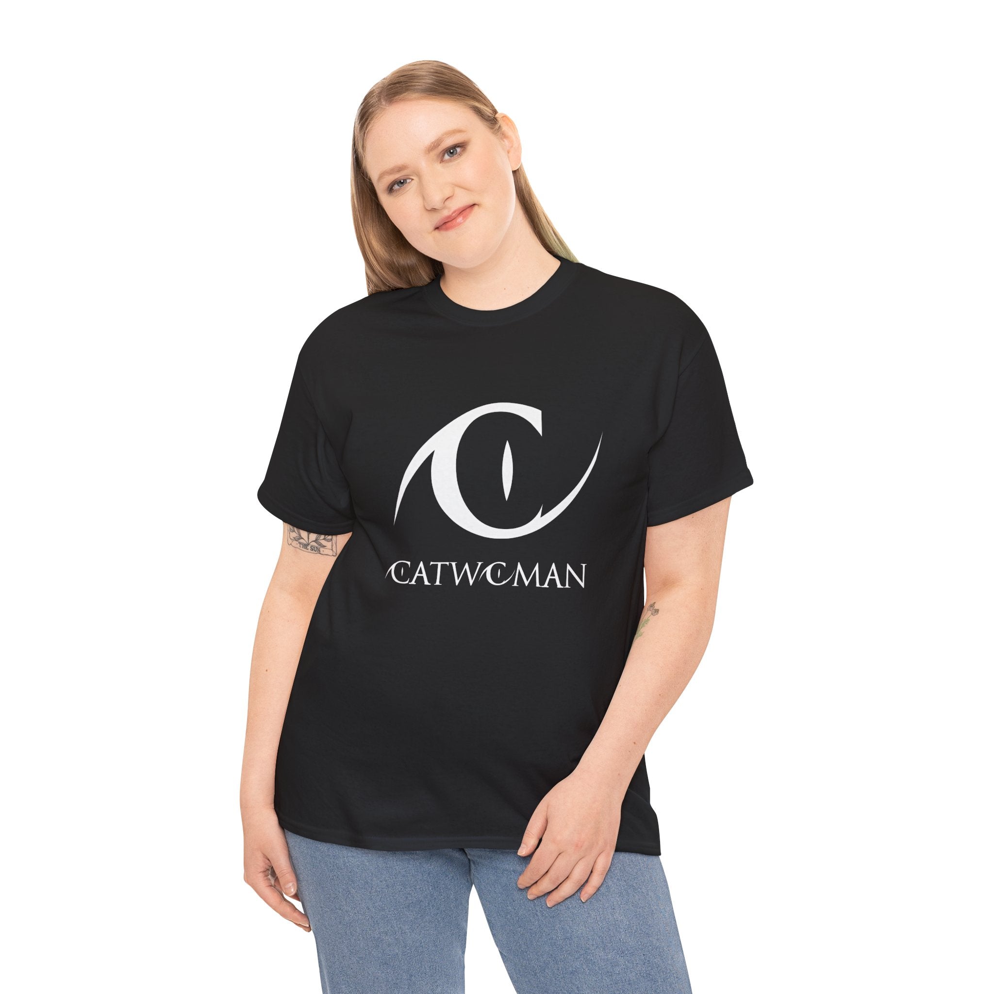 Catwoman T-Shirt – Bold Eye Graphic | DC Comics Stylish Tee