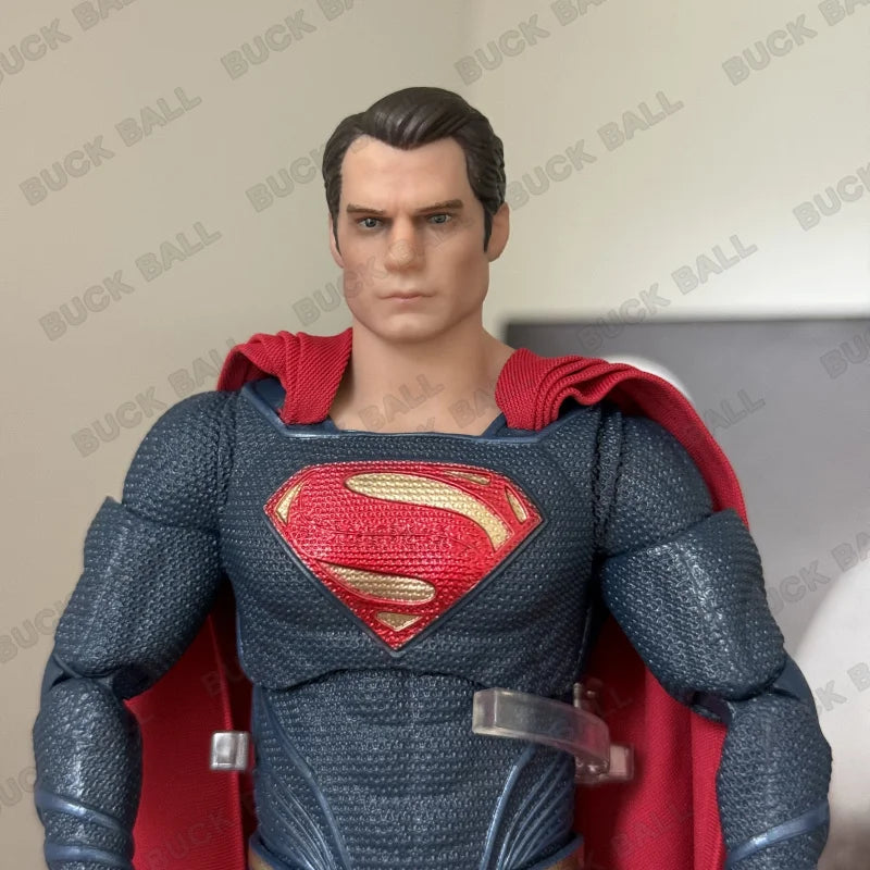 Batman vs. Superman: Dawn of Justice 1/9 Scale Armored Bat-Suit & Superman Collectible Action Figure Set